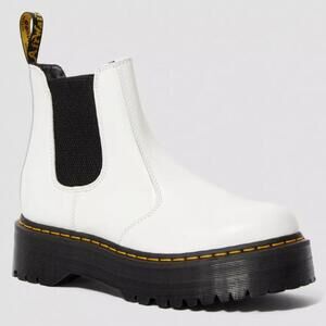 Dr. Martens 2976 White Platform Chelsea Boots Women’s 6 Chunky Docs